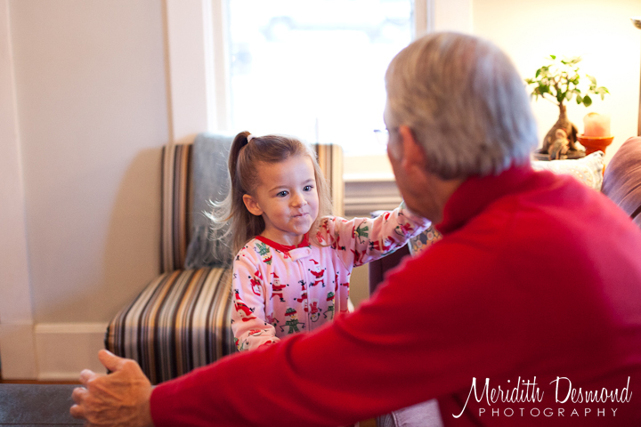 Christmas 12-25-17--19 w logo