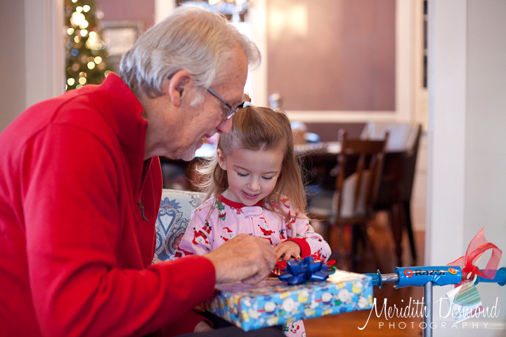 Christmas 12-25-17--30 w logo