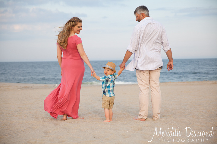 Eric + Jennifer + Emmett – Boardwalk Family Photo Session